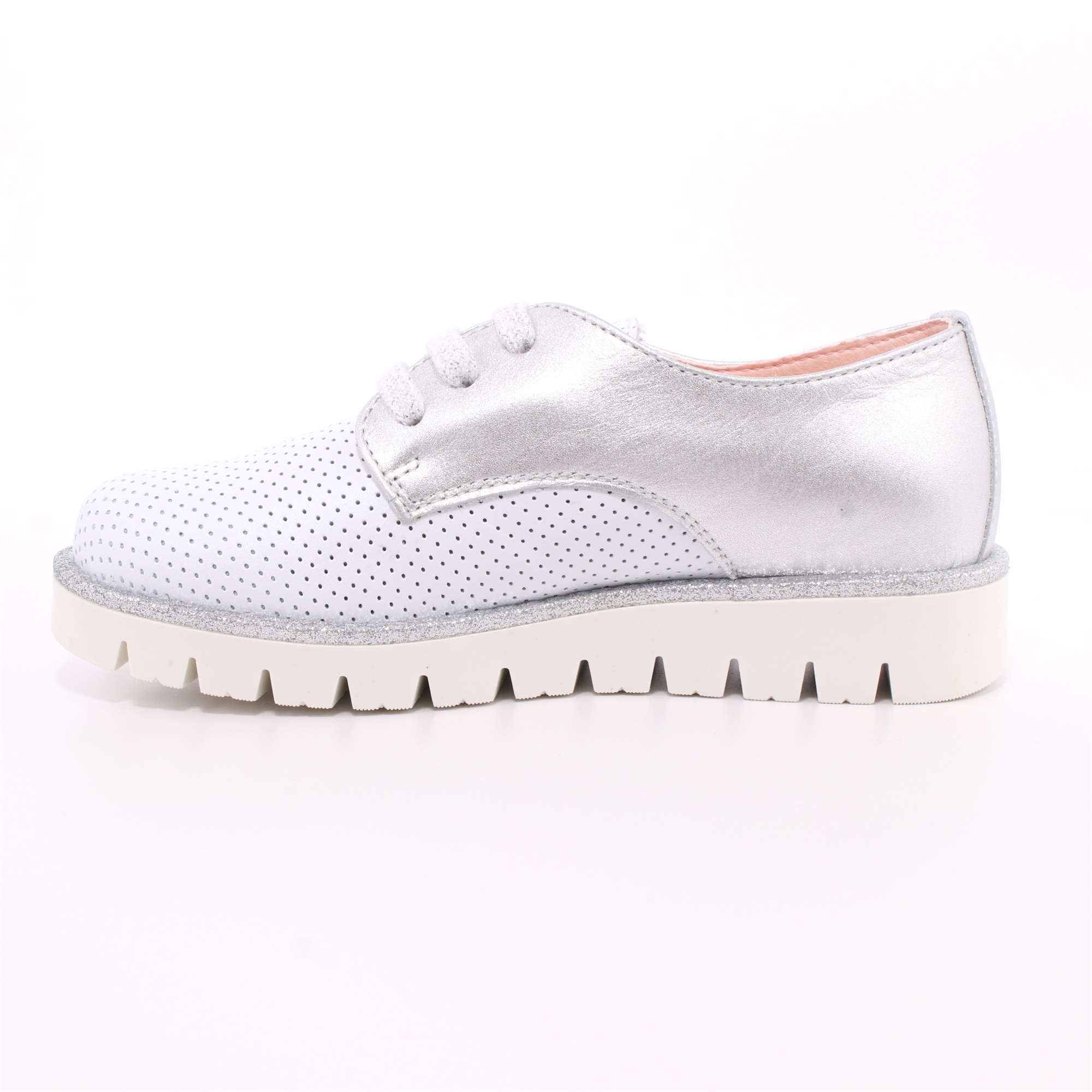 Scarpa Allacciata Pablosky Bambina Platino Scarpa Allacciata Pablosky Bambina Platino Scarpe 168 - 324850
