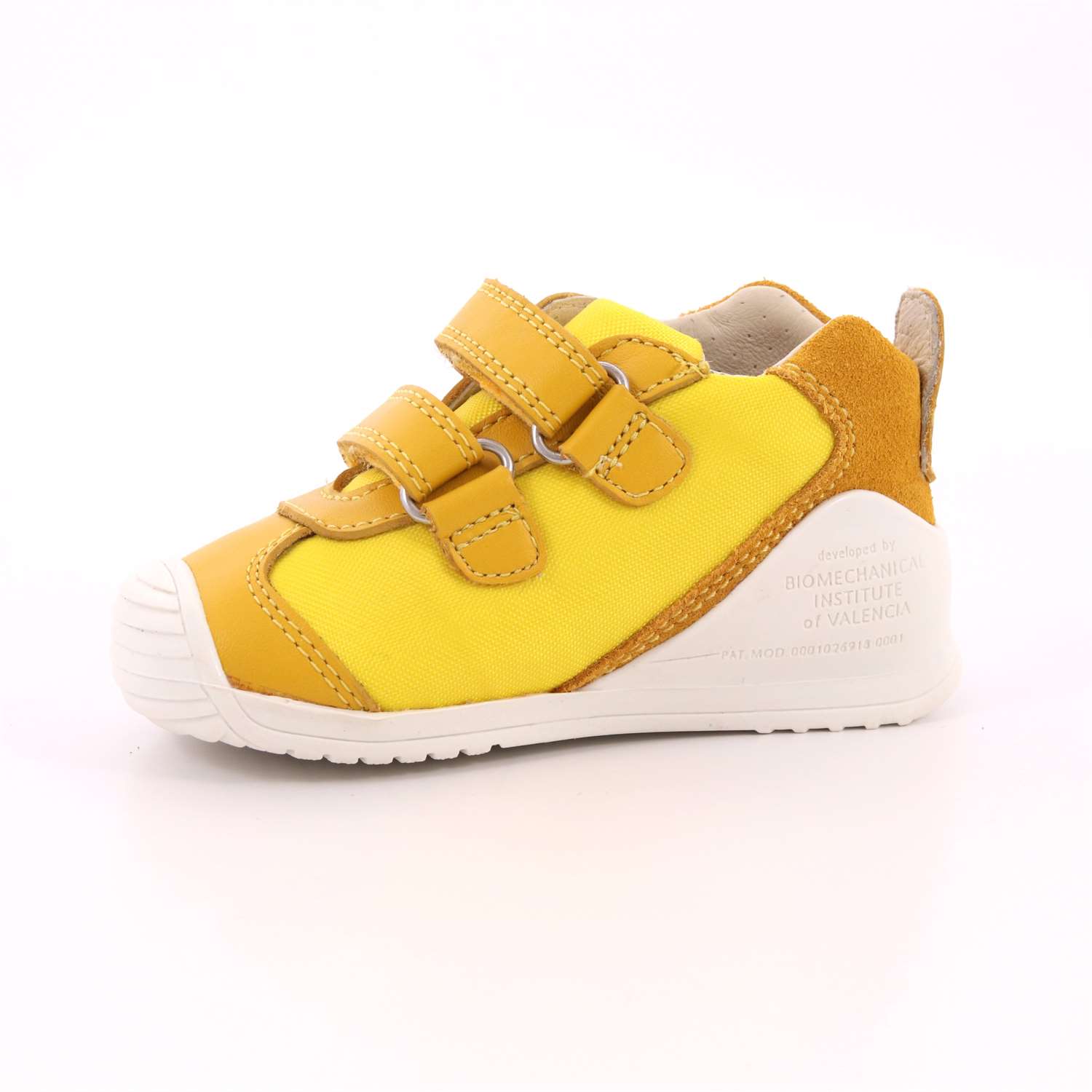 Scarpa Strappi Biomecanics Bambino Giallo Scarpa Strappi Biomecanics Bambino Giallo Scarpe 30 - 182154