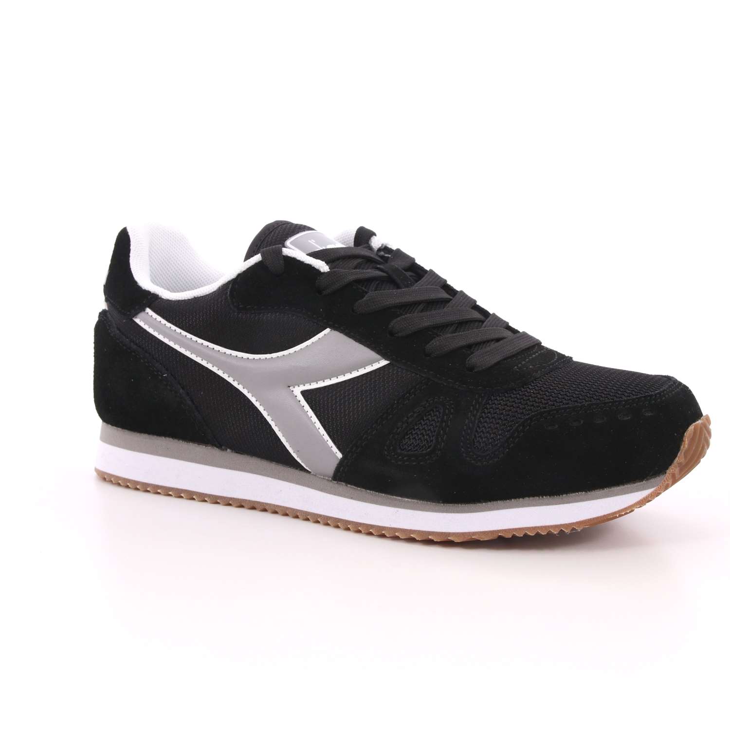 Scarpa Allacciata Diadora Uomo Nero Scarpa Allacciata Diadora Uomo Nero Scarpe 92 - 101.173745