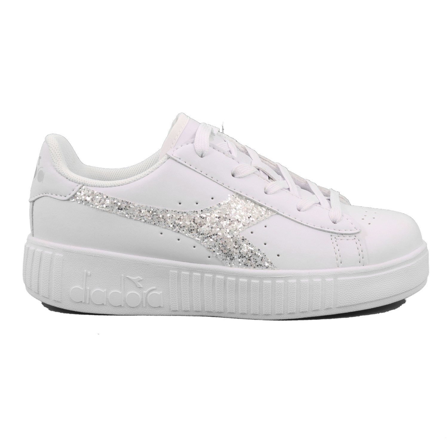 Scarpa Allacciata Diadora Bambina Bianco Scarpa Allacciata Diadora Bambina Bianco Scarpe 135 - 101.175084