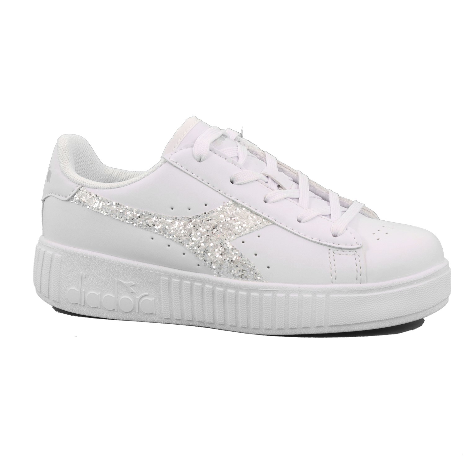 Scarpa Allacciata Diadora Bambina Bianco Scarpa Allacciata Diadora Bambina Bianco Scarpe 135 - 101.175084