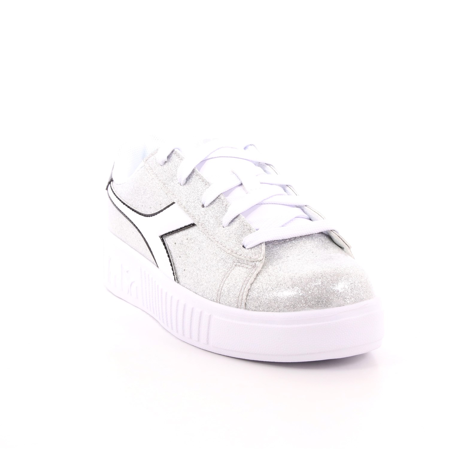 Scarpa Allacciata Diadora Bambina Argento Scarpa Allacciata Diadora Bambina Argento Scarpe 170 - 101.176740