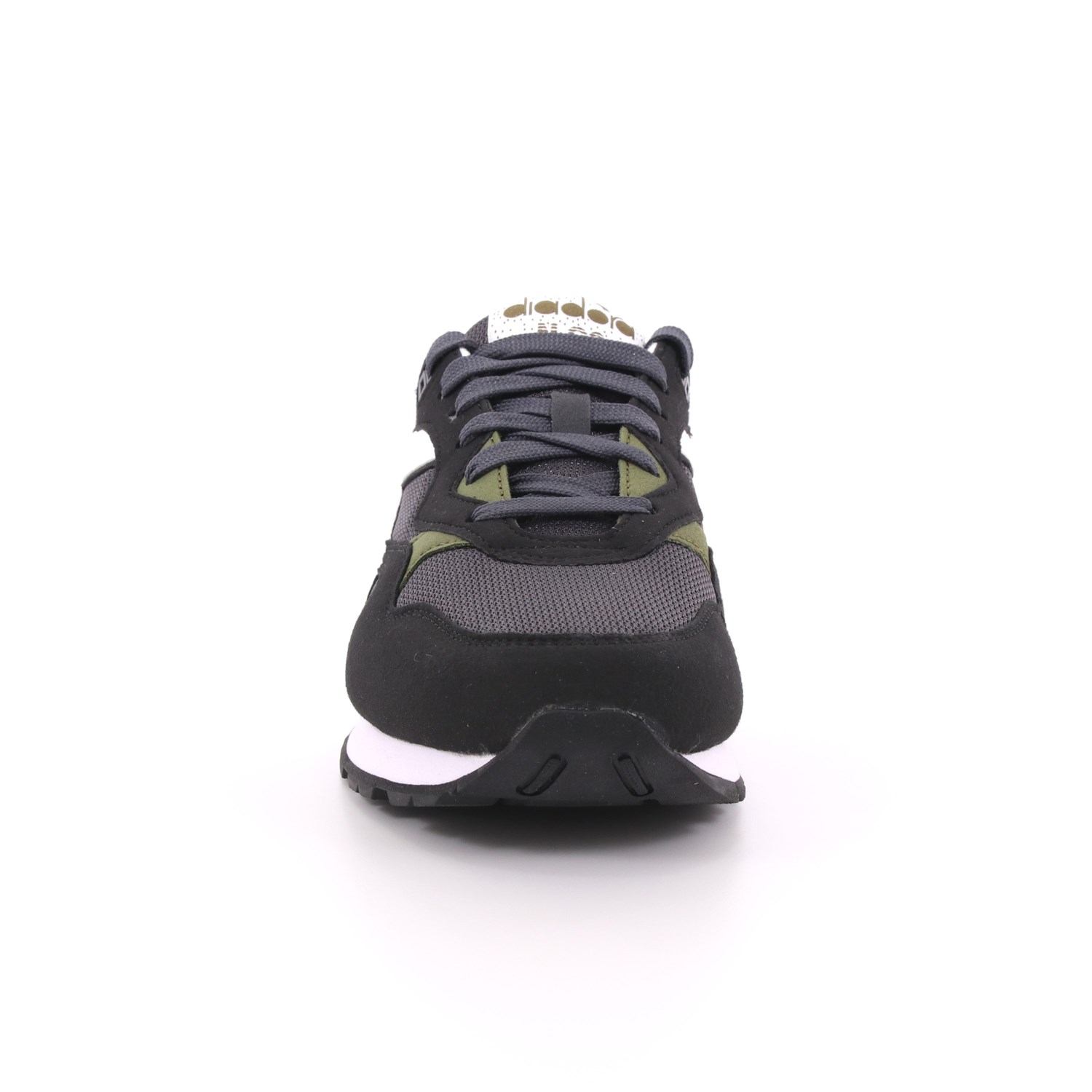 Scarpa Allacciata Diadora Uomo Nero Scarpa Allacciata Diadora Uomo Nero Scarpe 186 - 101.173169