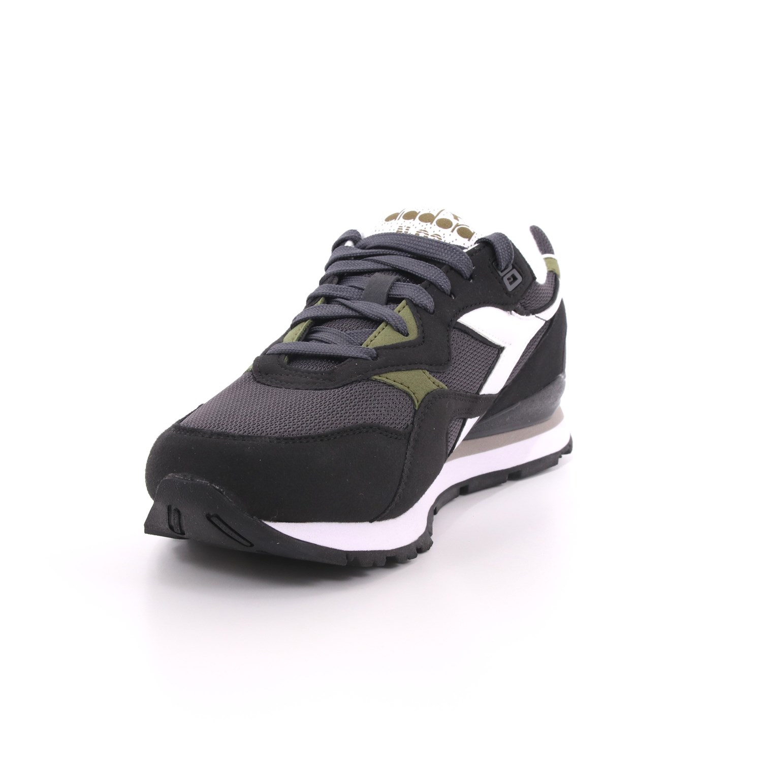 Scarpa Allacciata Diadora Uomo Nero Scarpa Allacciata Diadora Uomo Nero Scarpe 186 - 101.173169