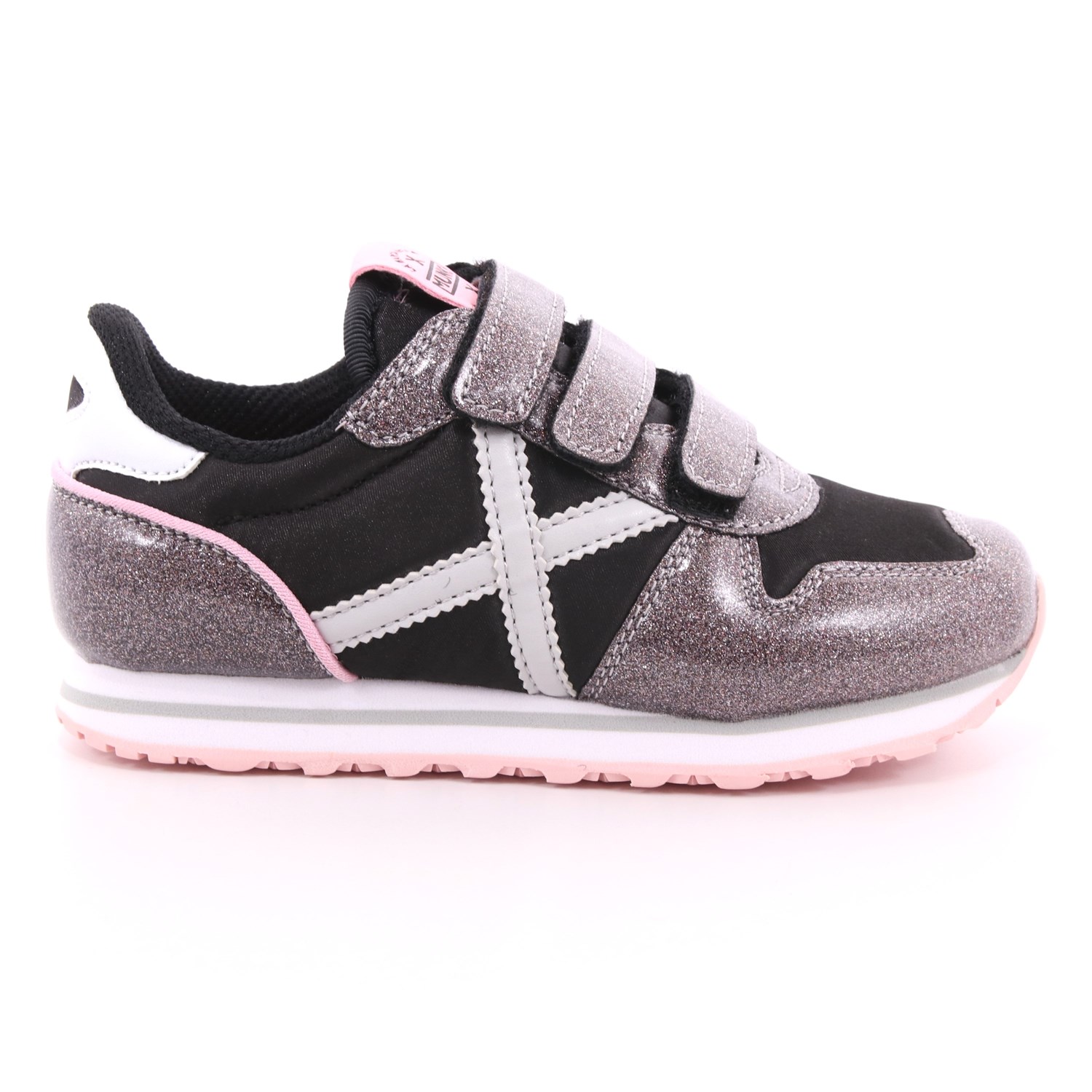 Scarpa Strappi Munich Bambina Nero Scarpa Strappi Munich Bambina Nero Scarpe 13 - 8207401