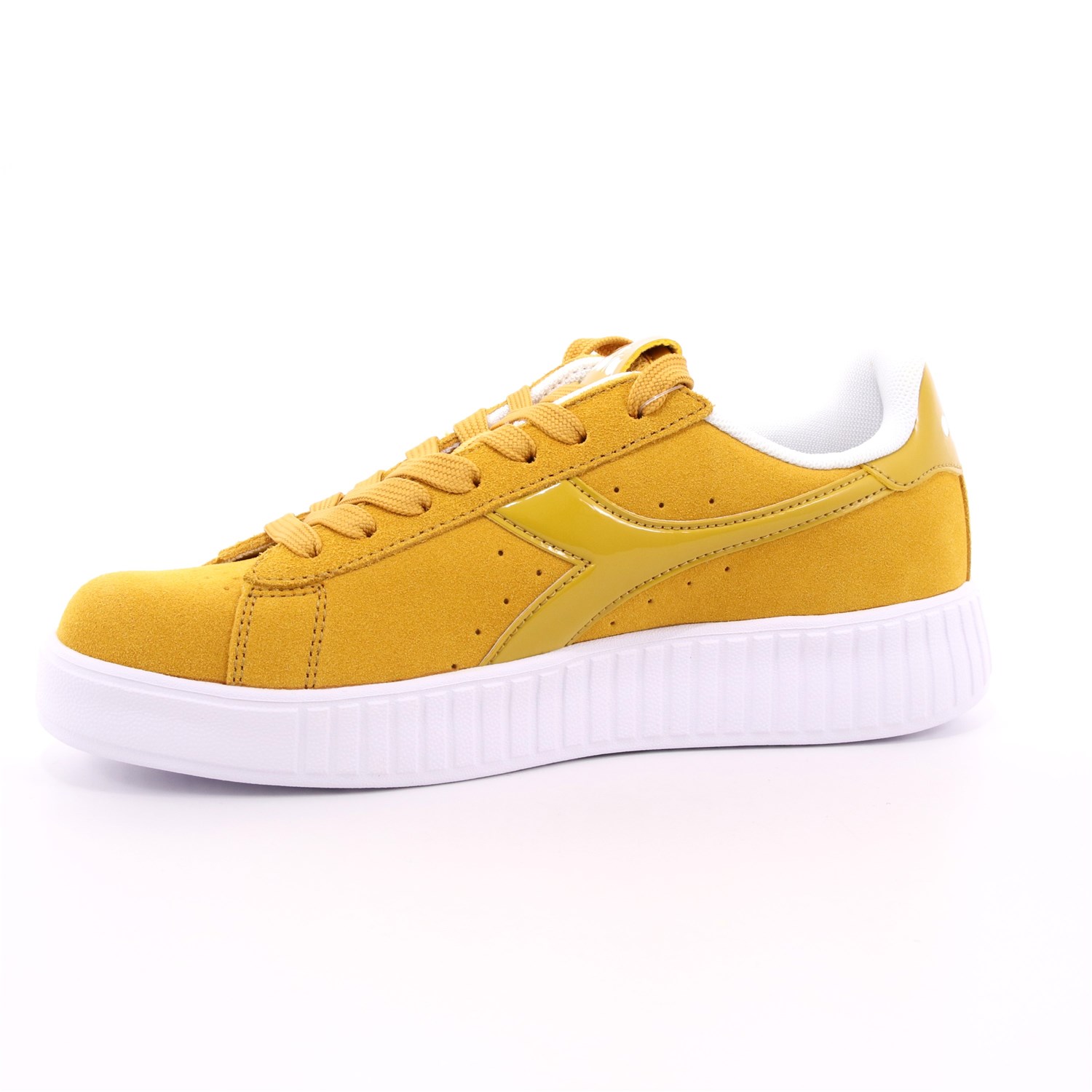 Scarpa Allacciata Diadora Donna Giallo Ocra Scarpa Allacciata Diadora Donna Giallo Ocra Scarpe 192 - 101.173752