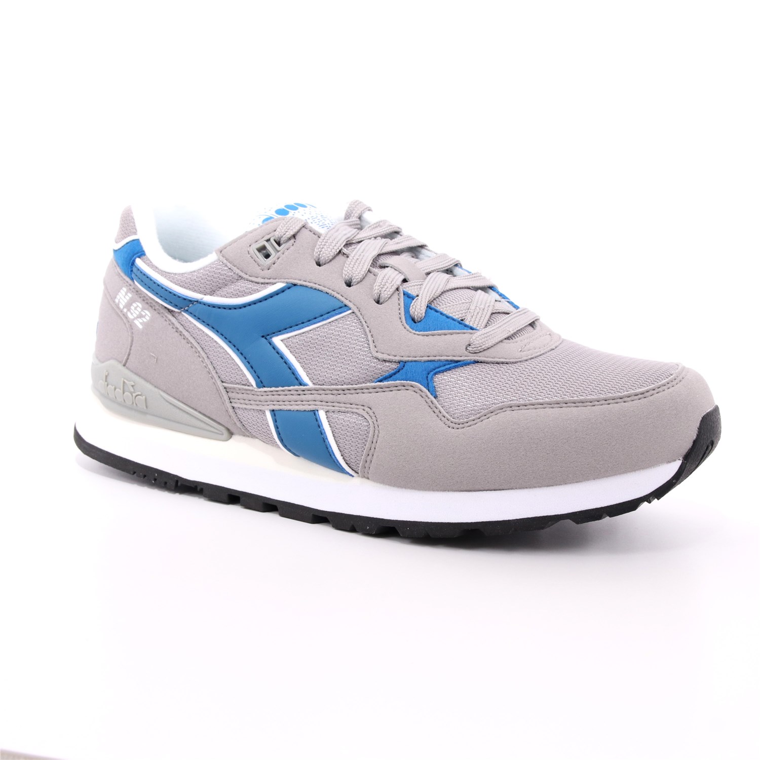 Scarpa Allacciata Diadora Uomo Grigio Scarpa Allacciata Diadora Uomo Grigio Scarpe 221 - 101.173169