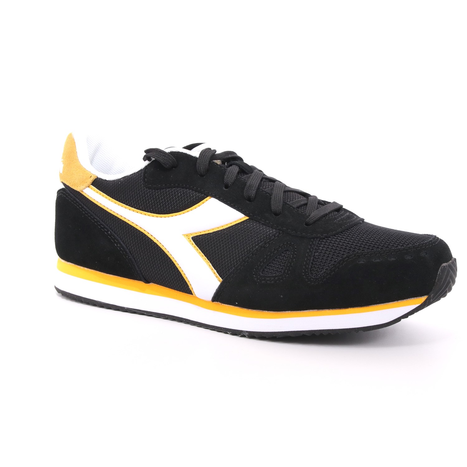 Scarpa Allacciata Diadora Uomo Nero Scarpa Allacciata Diadora Uomo Nero Scarpe 227 - 101.173745