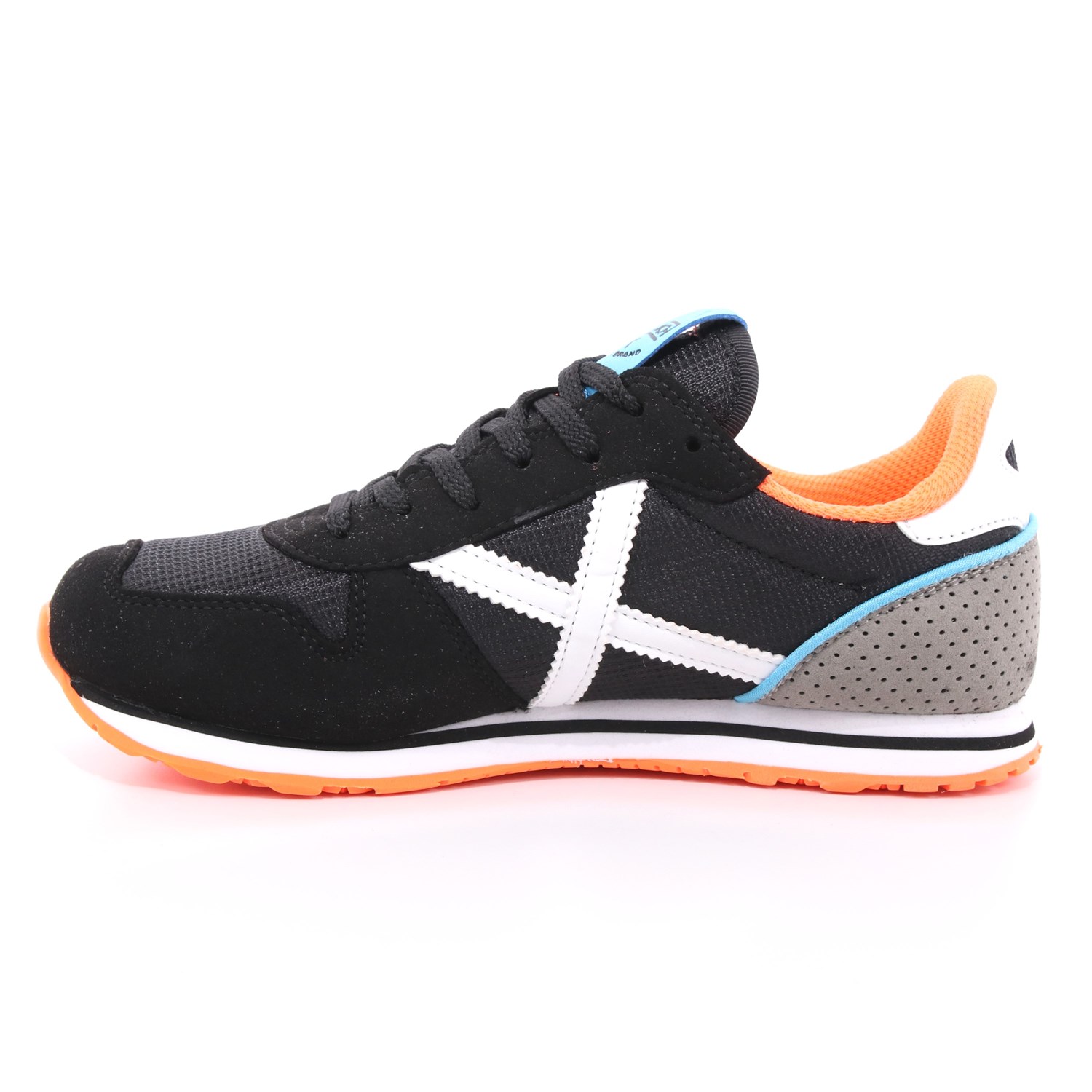 Scarpa Allacciata Munich Bambino Nero Scarpa Allacciata Munich Bambino Nero Scarpe 82 - 8208422