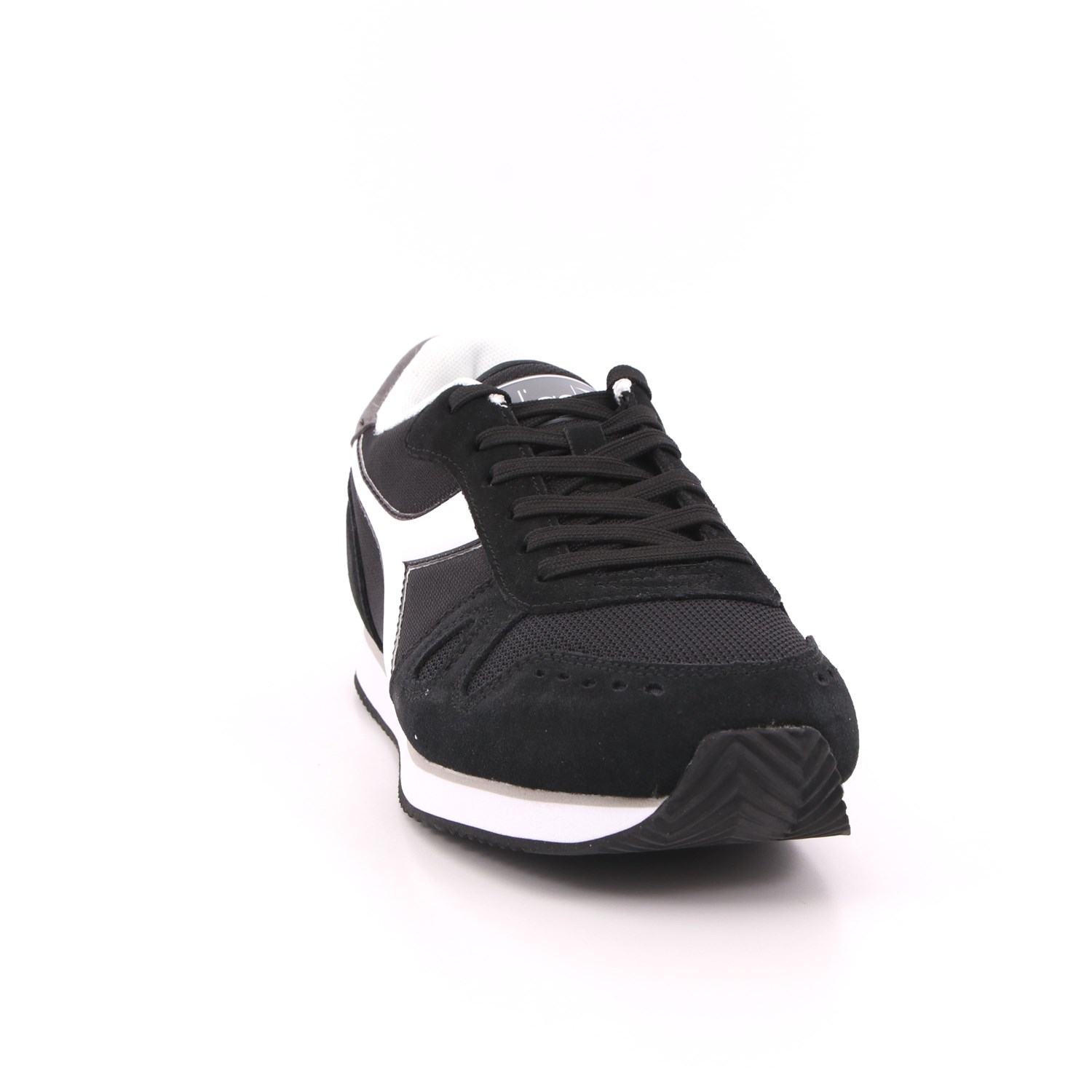 Scarpa Allacciata Diadora Uomo Nero Scarpa Allacciata Diadora Uomo Nero Scarpe 268 - 101.173745