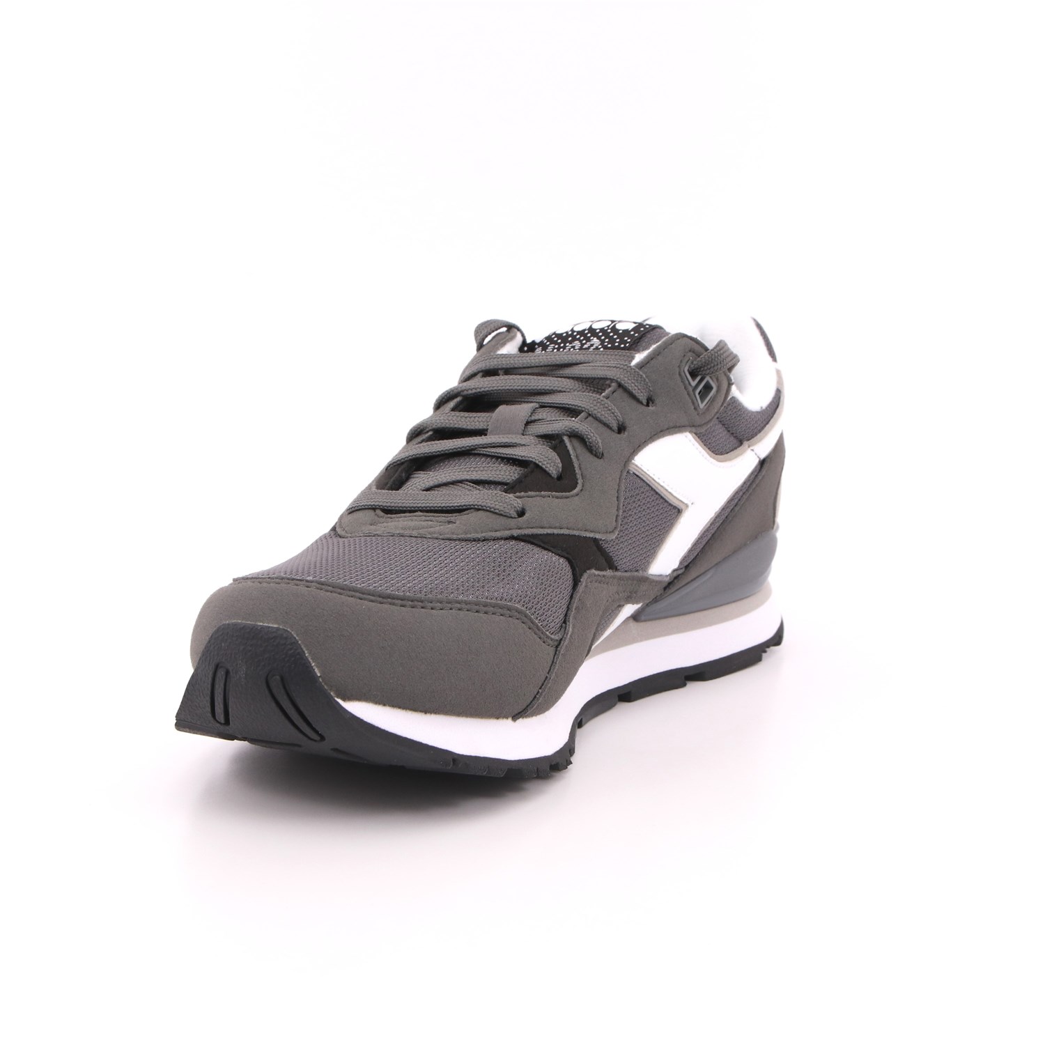 Scarpa Allacciata Diadora Uomo Grigio Scarpa Allacciata Diadora Uomo Grigio Scarpe 271 - 101.173169