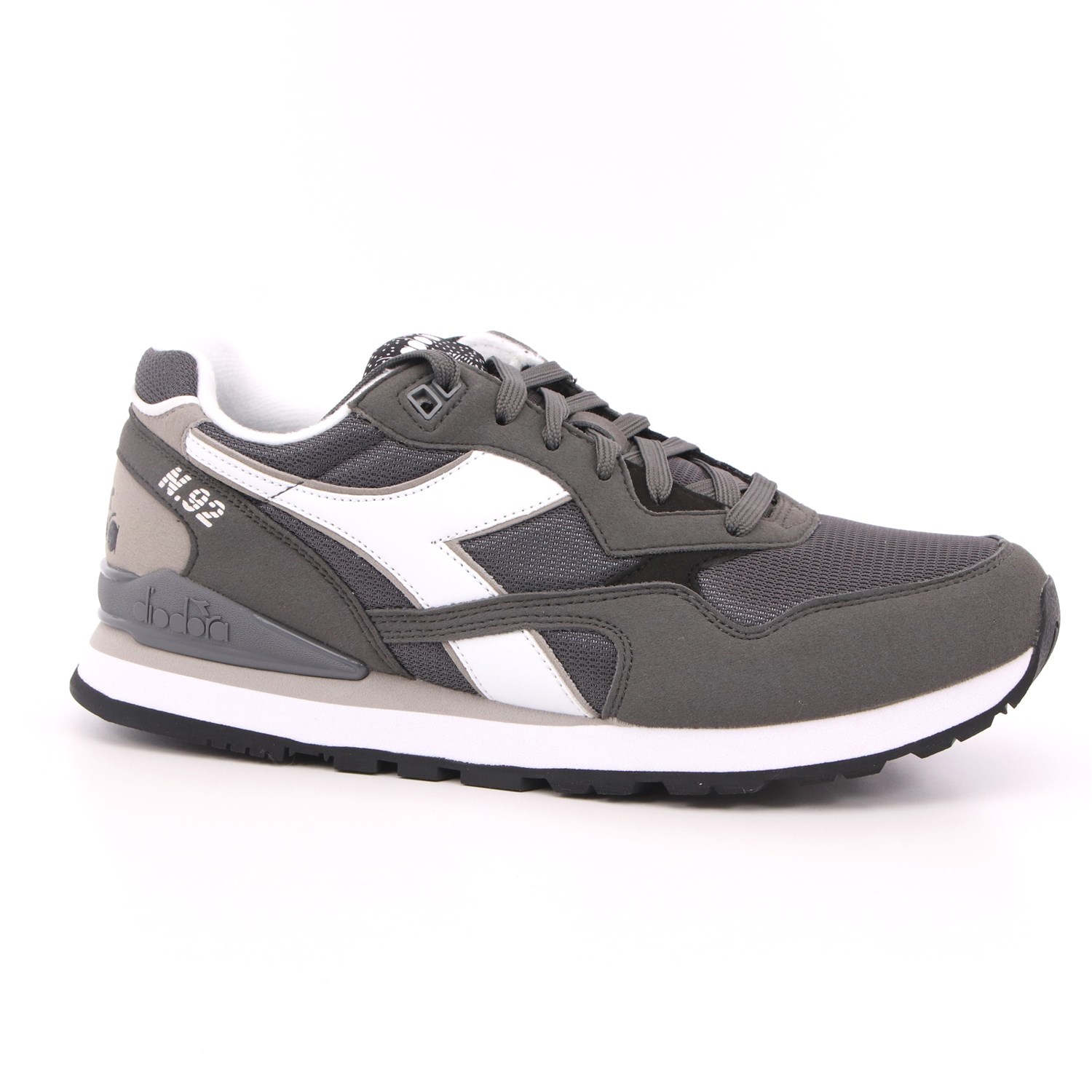 Scarpa Allacciata Diadora Uomo Grigio Scarpa Allacciata Diadora Uomo Grigio Scarpe 271 - 101.173169