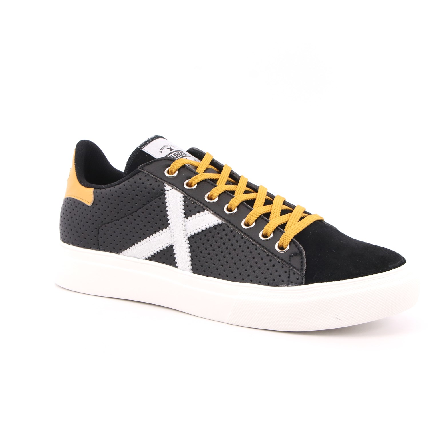 Scarpa Allacciata Munich Uomo Nero Scarpa Allacciata Munich Uomo Nero Scarpe 120 - 8080059