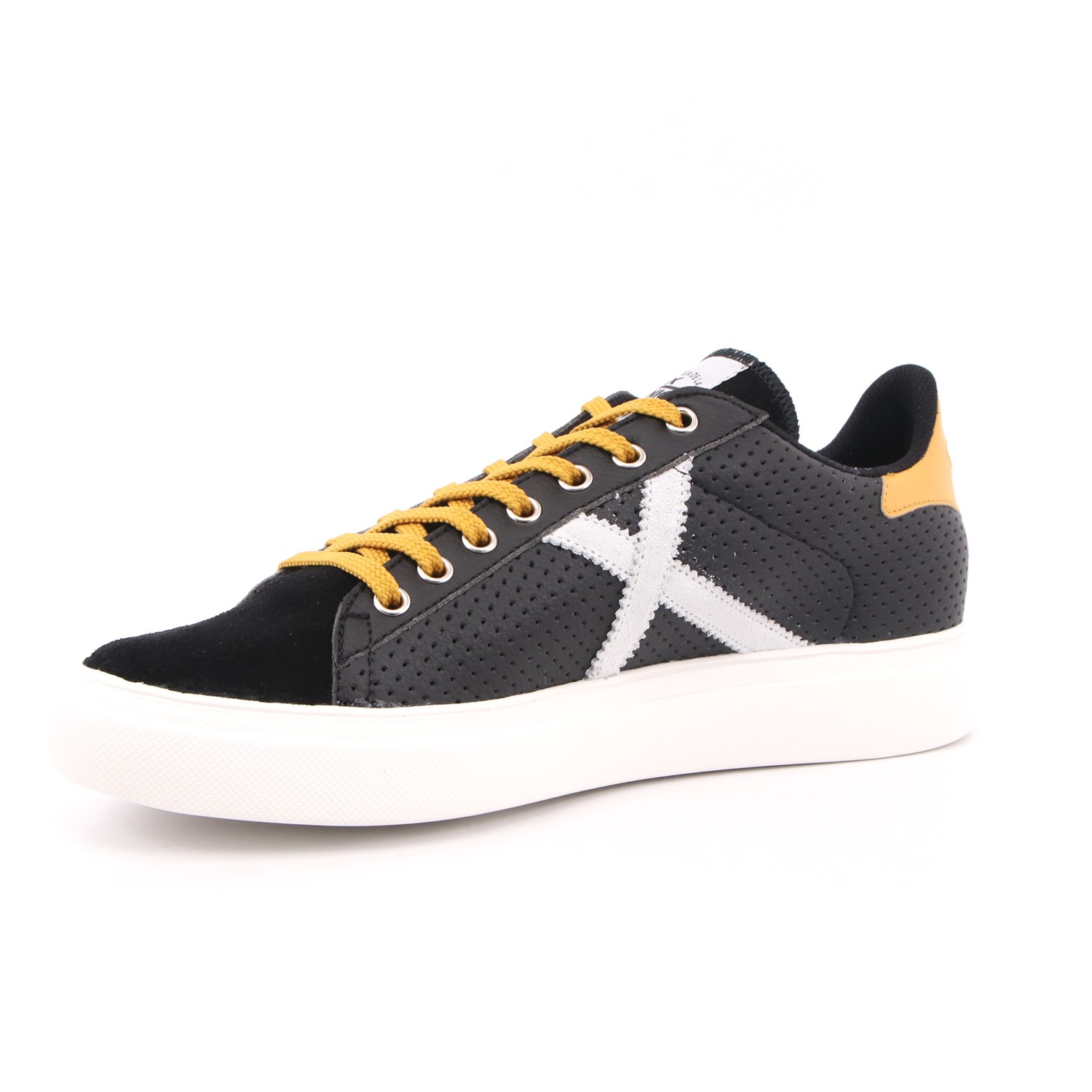 Scarpa Allacciata Munich Uomo Nero Scarpa Allacciata Munich Uomo Nero Scarpe 120 - 8080059