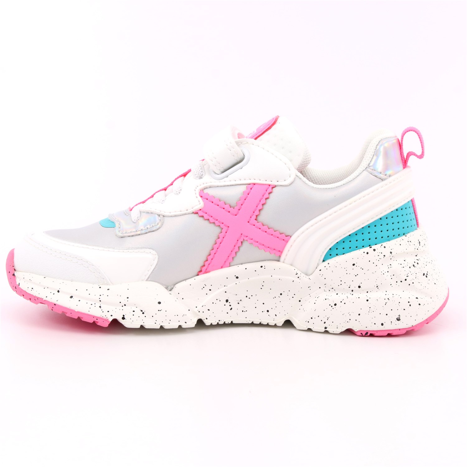 Scarpa Strappi + Elastico Munich Bambina Bianco Scarpa Strappi + Elastico Munich Bambina Bianco Scarpe 128 - 8890039