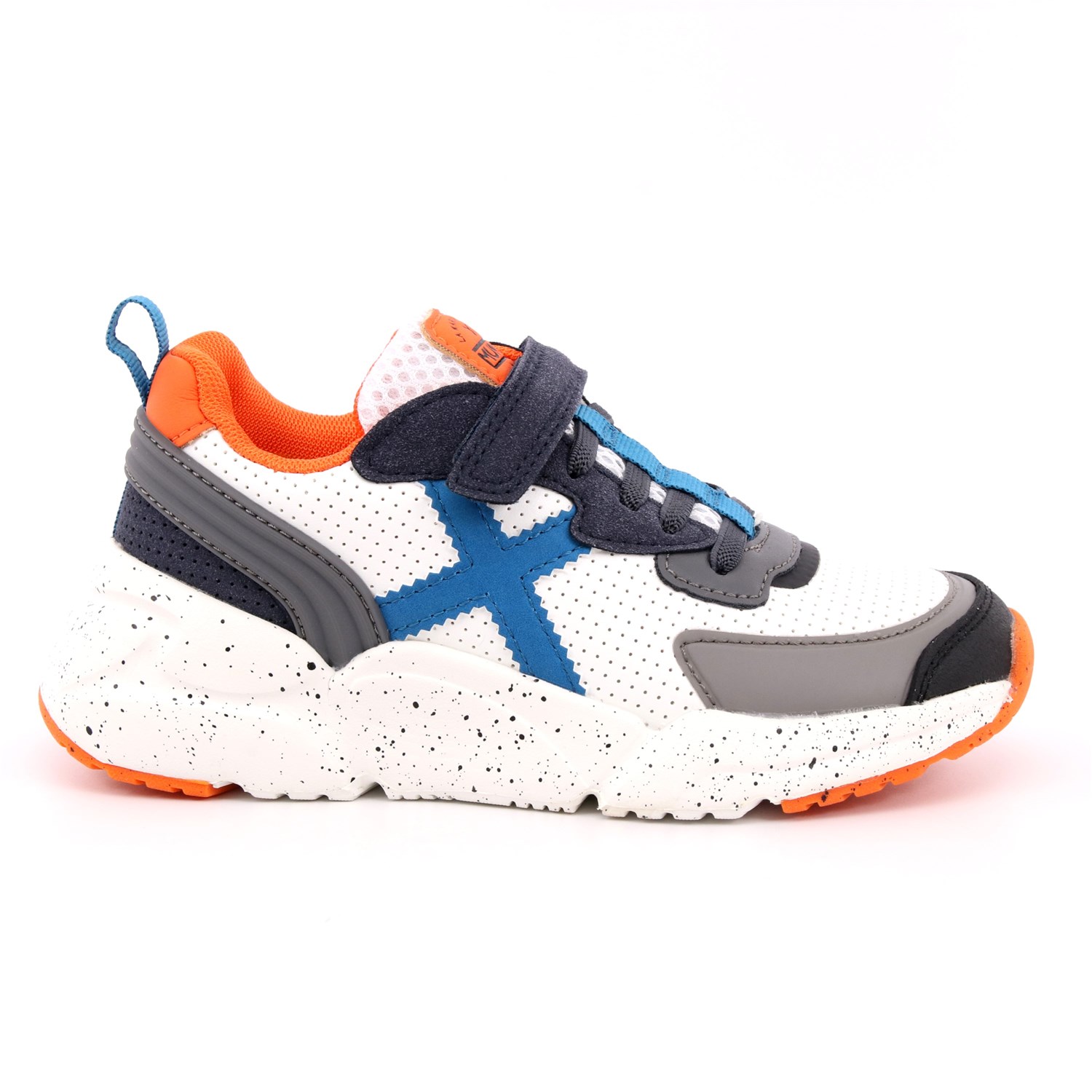 Scarpa Strappi + Elastico Munich Bambino Bianco Scarpa Strappi + Elastico Munich Bambino Bianco Scarpe 129 - 8890035