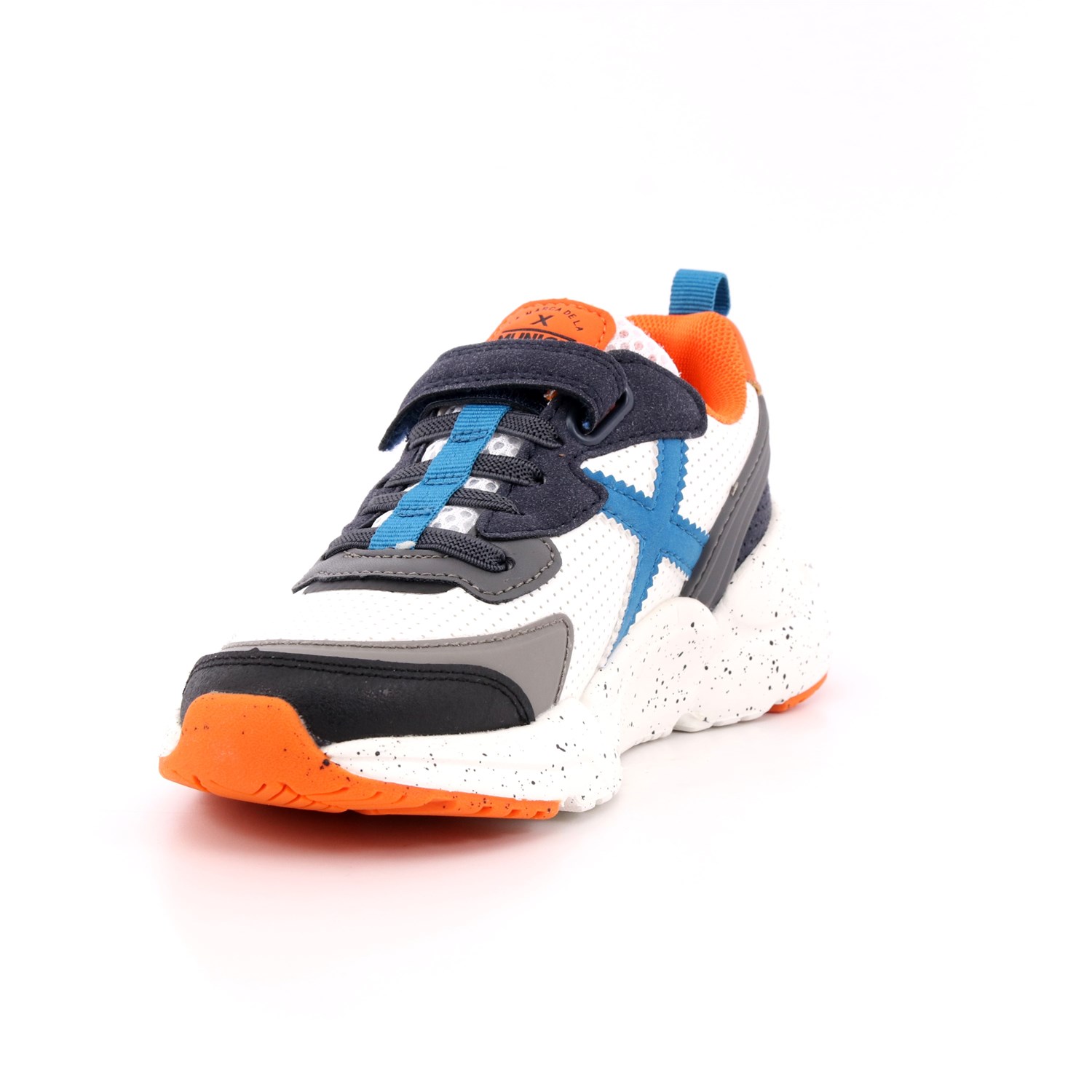 Scarpa Strappi + Elastico Munich Bambino Bianco Scarpa Strappi + Elastico Munich Bambino Bianco Scarpe 129 - 8890035