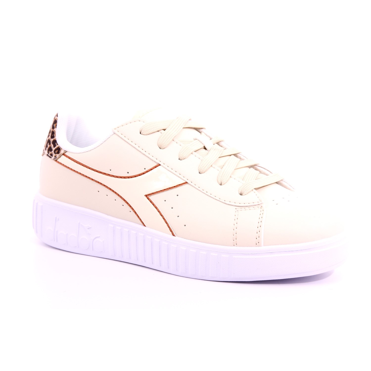 Scarpa Allacciata Diadora Bambina Beige Scarpa Allacciata Diadora Bambina Beige Scarpe 363 - 101.178649