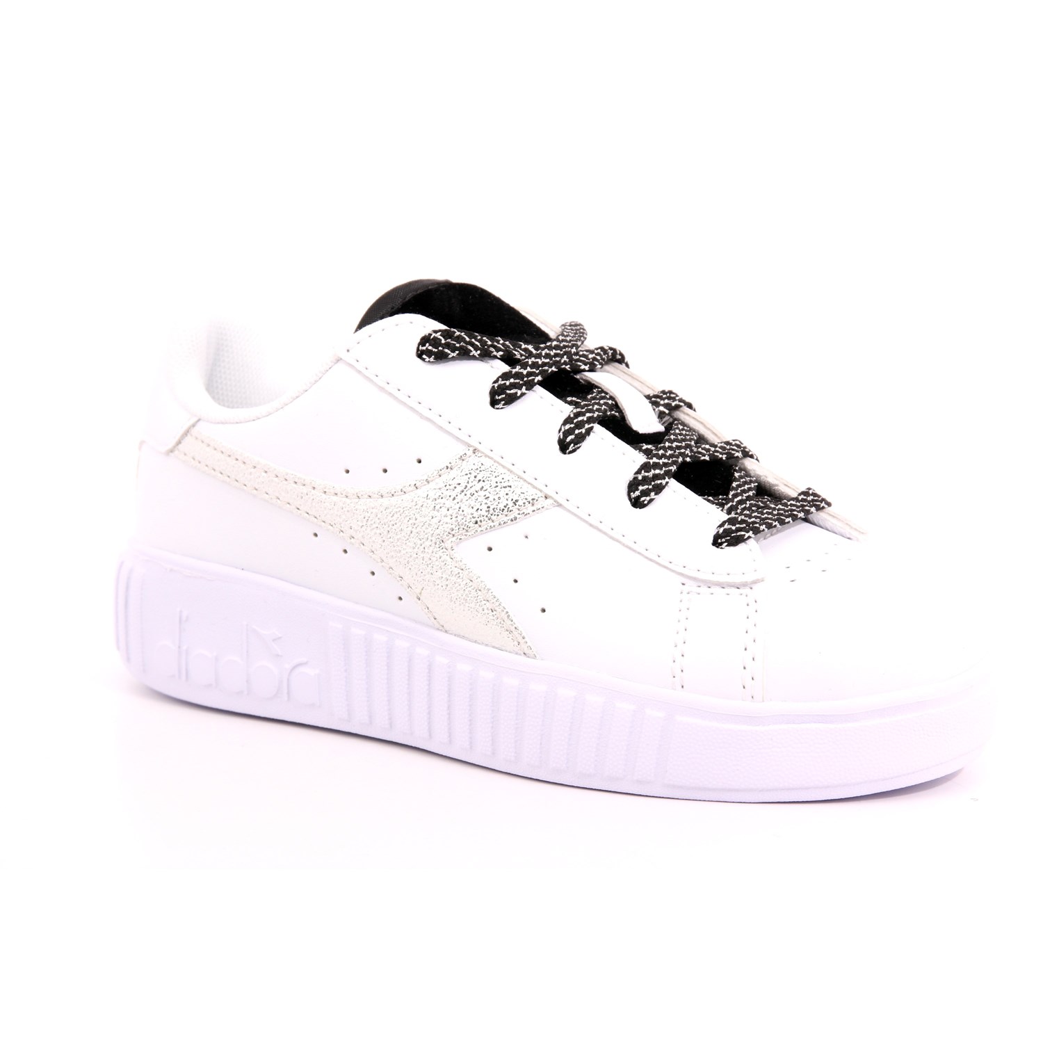 Scarpa Allacciata Diadora Bambina Bianco Scarpa Allacciata Diadora Bambina Bianco Scarpe 380 - 101.178648