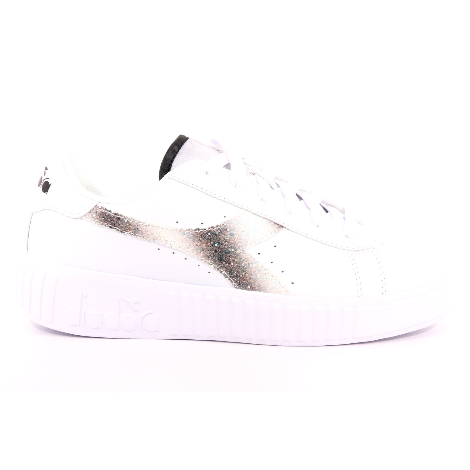 Scarpa Allacciata Diadora Bambina Bianco Scarpa Allacciata Diadora Bambina Bianco Scarpe 402 - 101.179250