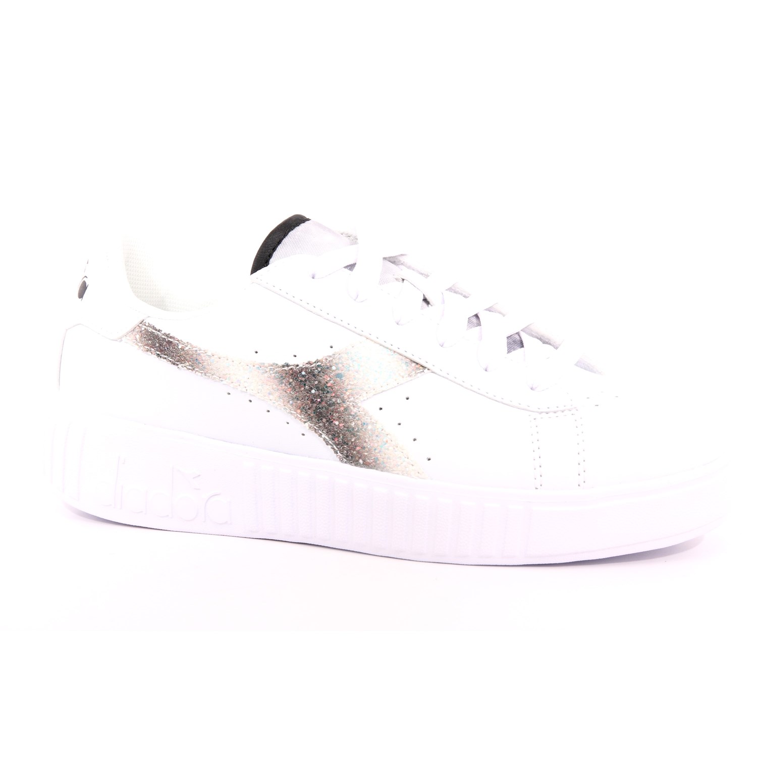 Scarpa Allacciata Diadora Bambina Bianco Scarpa Allacciata Diadora Bambina Bianco Scarpe 402 - 101.179250