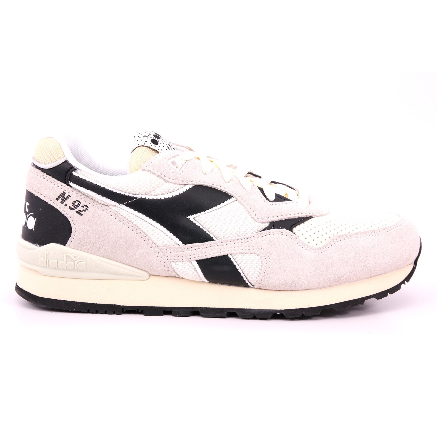 Scarpa Allacciata Diadora Uomo Beige Scarpa Allacciata Diadora Uomo Beige Scarpe 460 - 101.178042