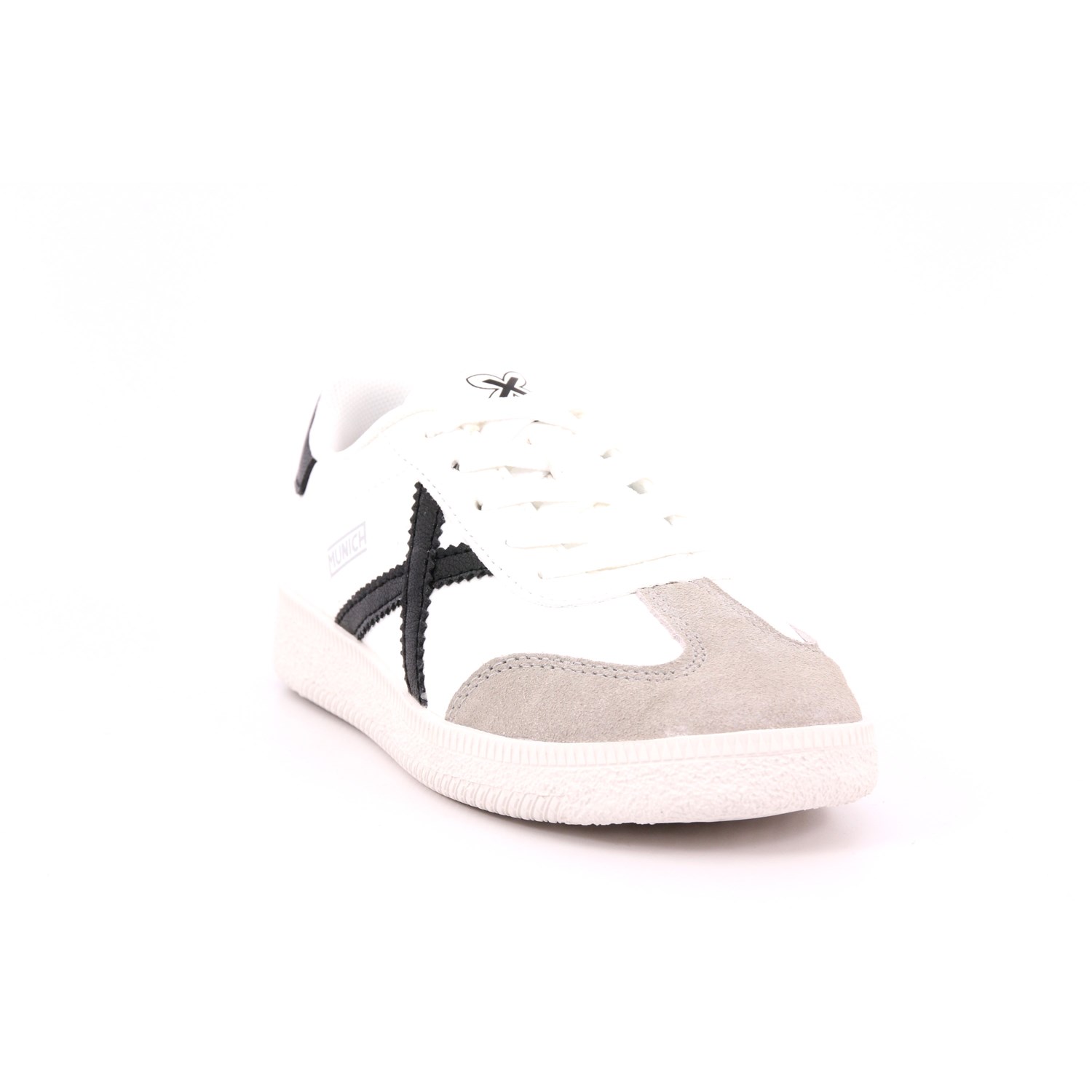 Scarpa Allacciata Munich Bambino Bianco Scarpa Allacciata Munich Bambino Bianco Scarpe 207 - 8034001