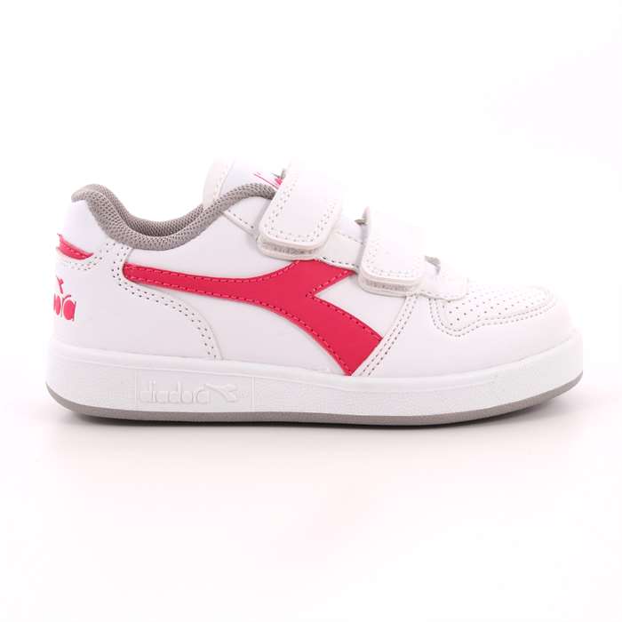 scarpe diadora con strappo