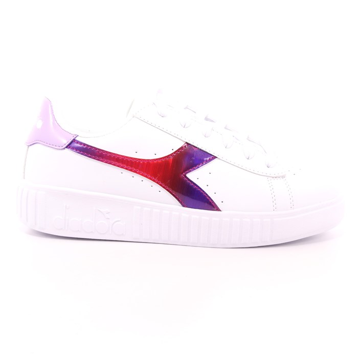 Scarpa Allacciata Diadora Bambina Bianco Scarpa Allacciata Diadora Bambina Bianco Scarpe 240 - 101.177012