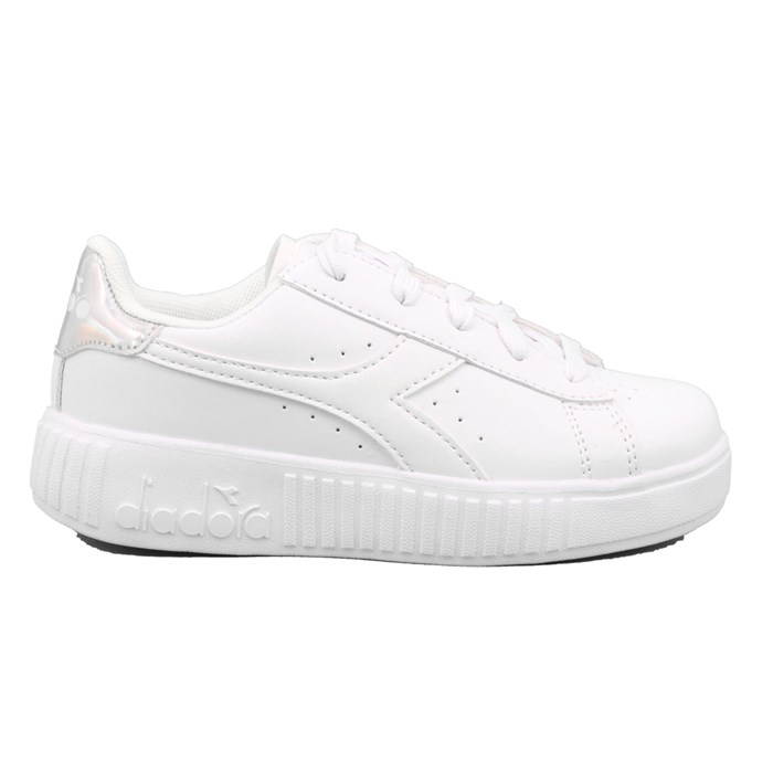 Scarpa Allacciata Diadora Bambina Bianco Scarpa Allacciata Diadora Bambina Bianco Scarpe 258 - 101.177377