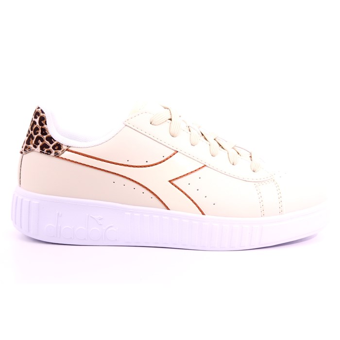 Scarpa Allacciata Diadora Bambina Beige Scarpa Allacciata Diadora Bambina Beige Scarpe 363 - 101.178649