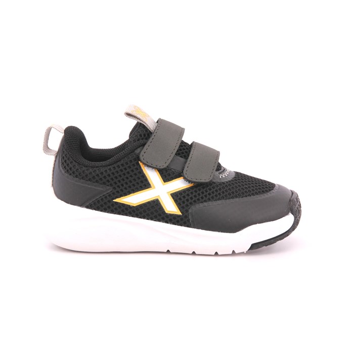 Scarpa Strappi Munich Bambino Nero Scarpa Strappi Munich Bambino Nero Scarpe 185 - 8188019