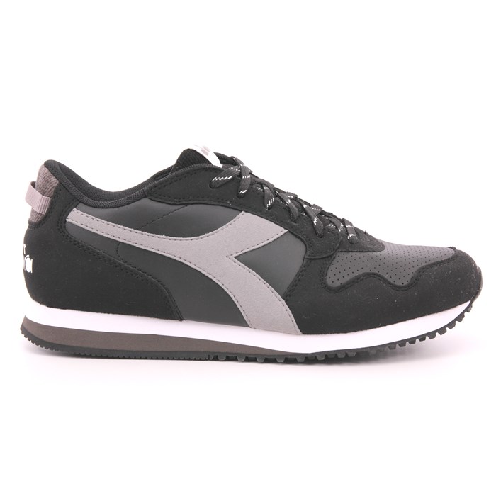 Scarpa Allacciata Diadora Uomo Nero Scarpa Allacciata Diadora Uomo Nero Scarpe 500 - 101.180840